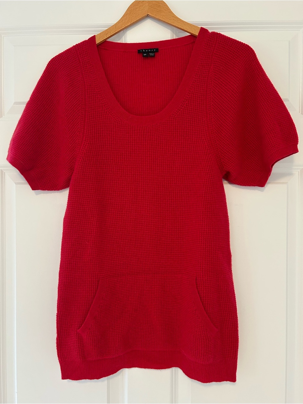 Theory Bright Red Short Sleeve Scoop Neck Cashmere Sweater